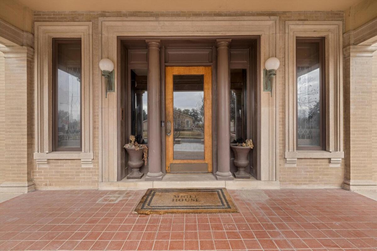 Historic Migel House In Downtown Waco Exterior foto